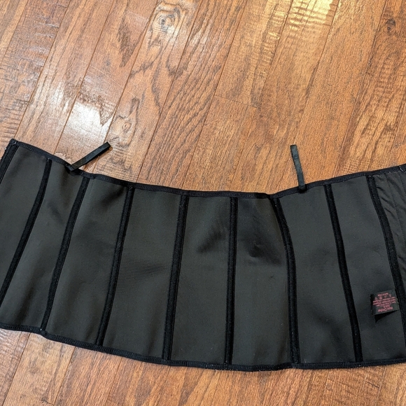 Perfect Waist Black Waist Cincher Corset Size M - Picture 7 of 8